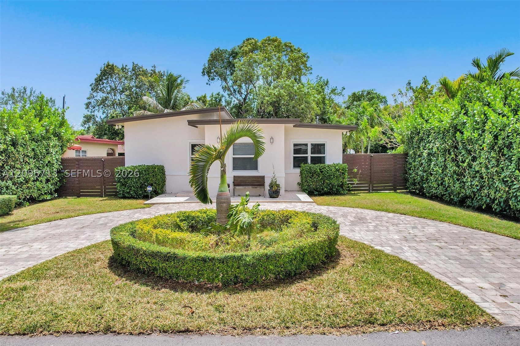 6550 SW 52nd Ter, South Miami FL 33155