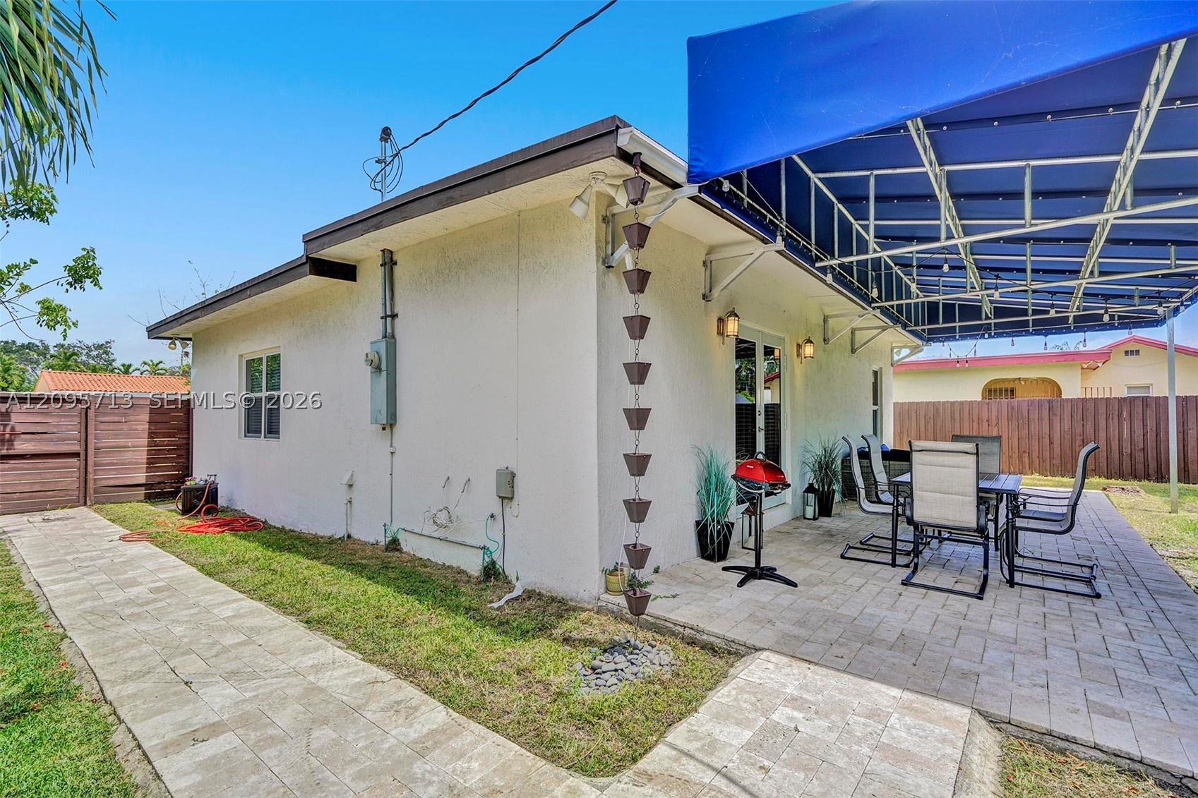 6550 SW 52nd Ter, South Miami FL 33155