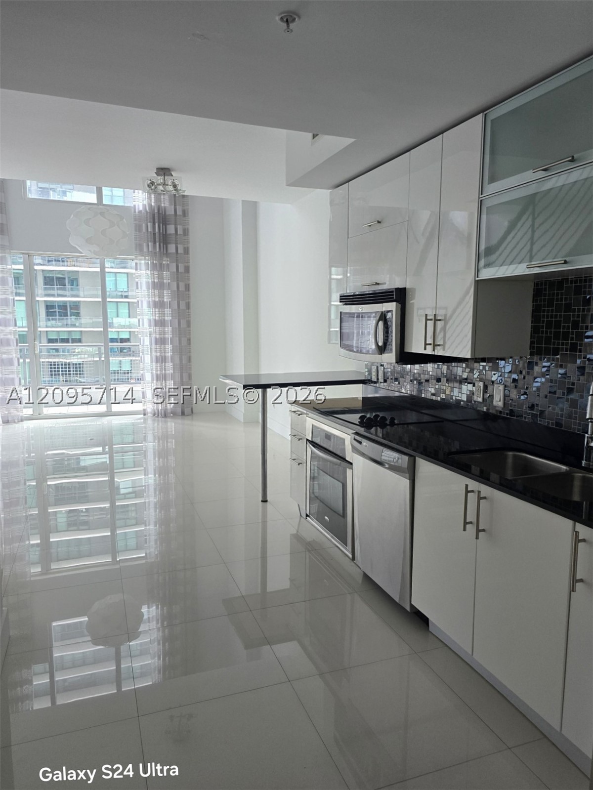 60 SW 13th St #2416, Miami FL 33130