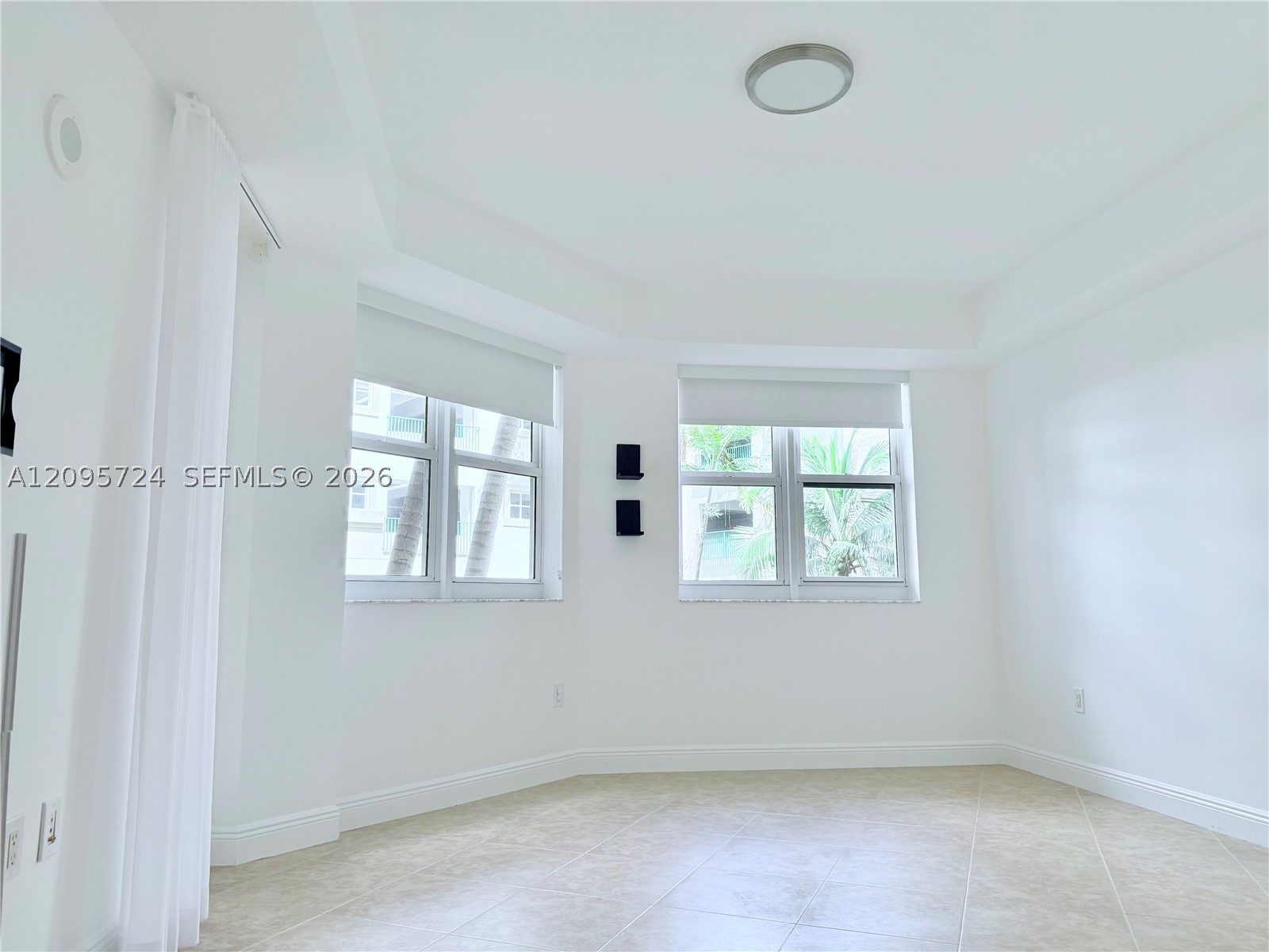 19900 E Country Club Dr #216, Aventura FL 33180