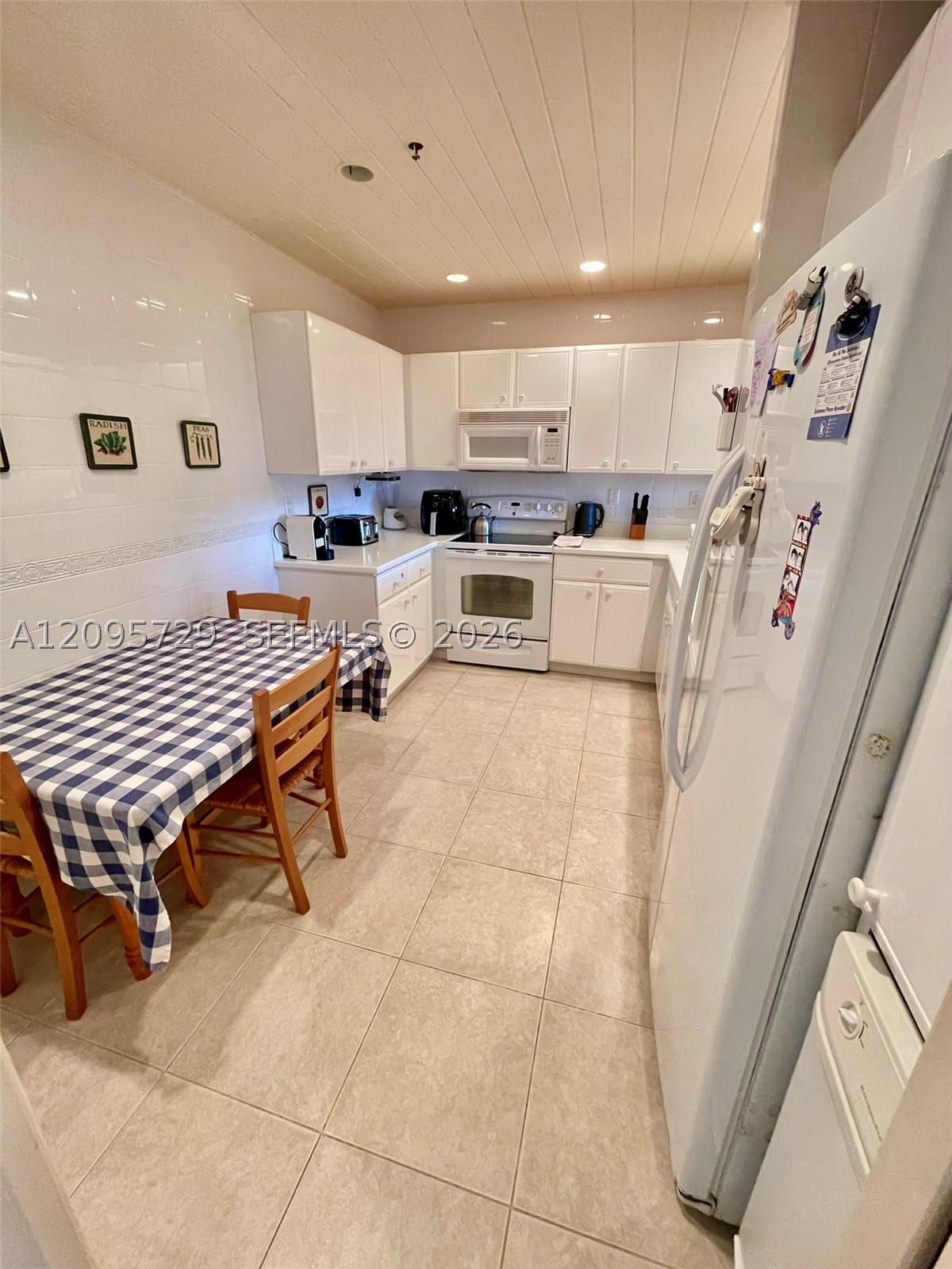 201 Crandon Blvd #1235, Key Biscayne FL 33149