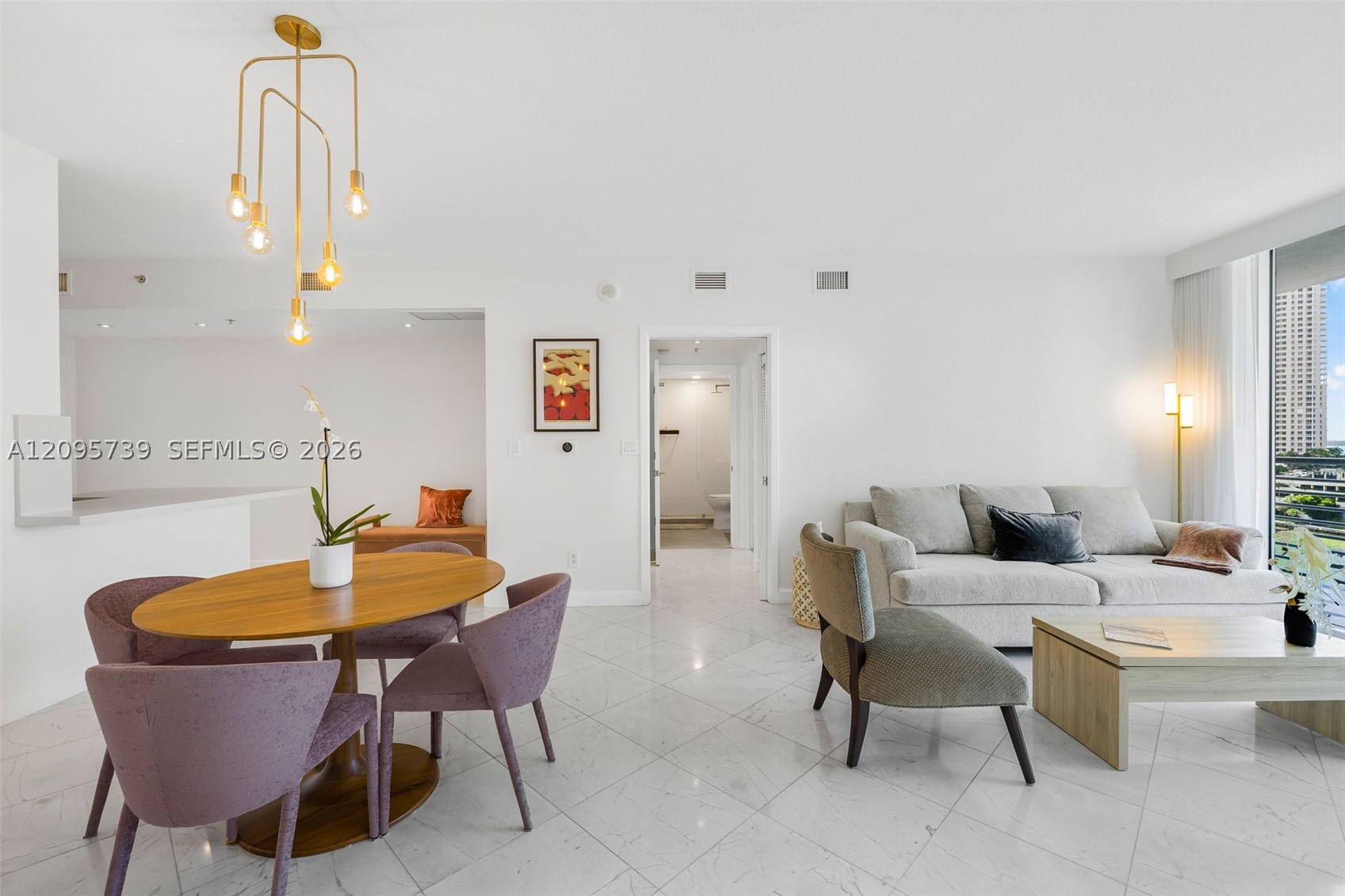325 S Biscayne Blvd #1019, Miami FL 33131