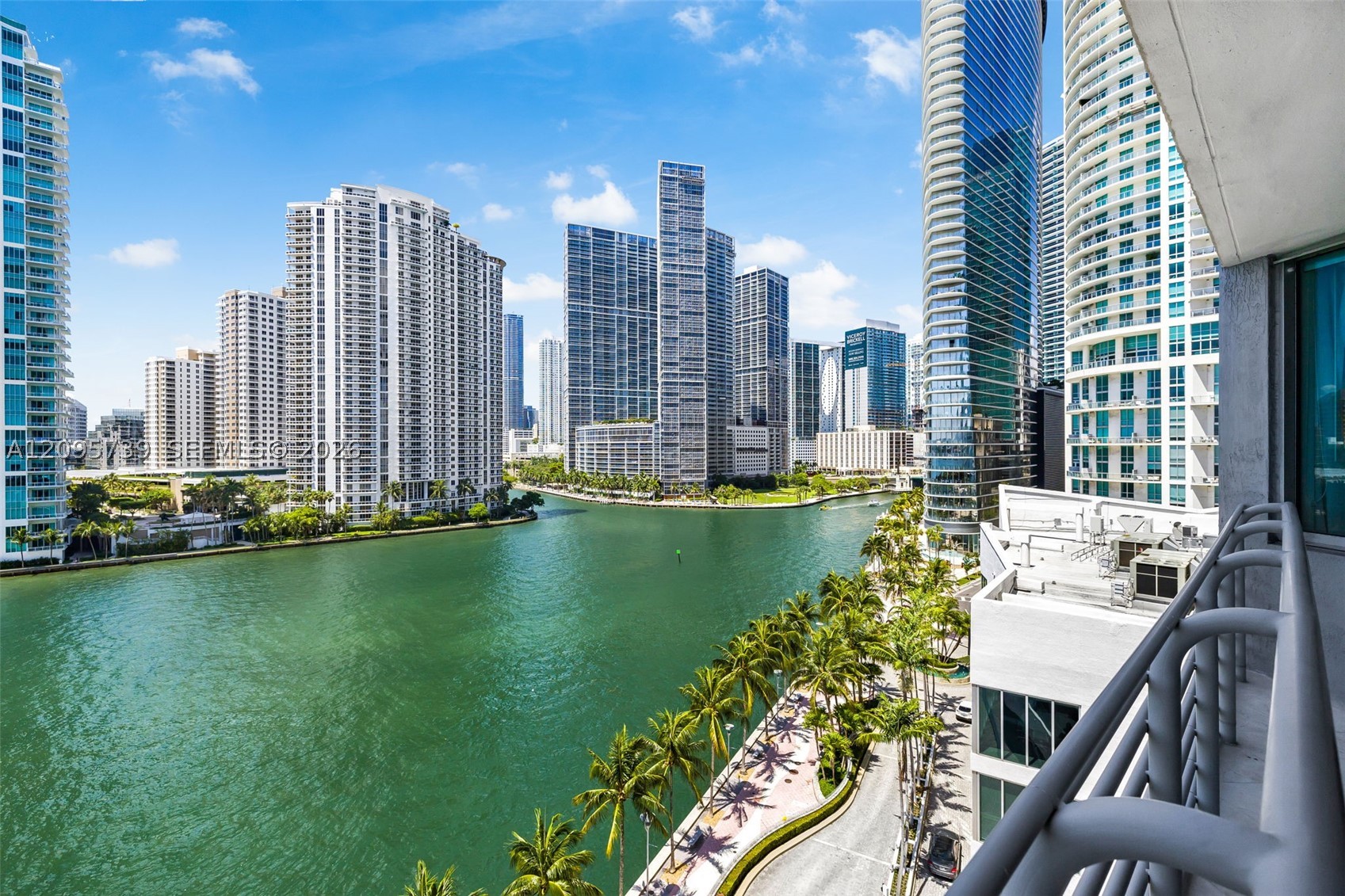 325 S Biscayne Blvd #1019, Miami FL 33131
