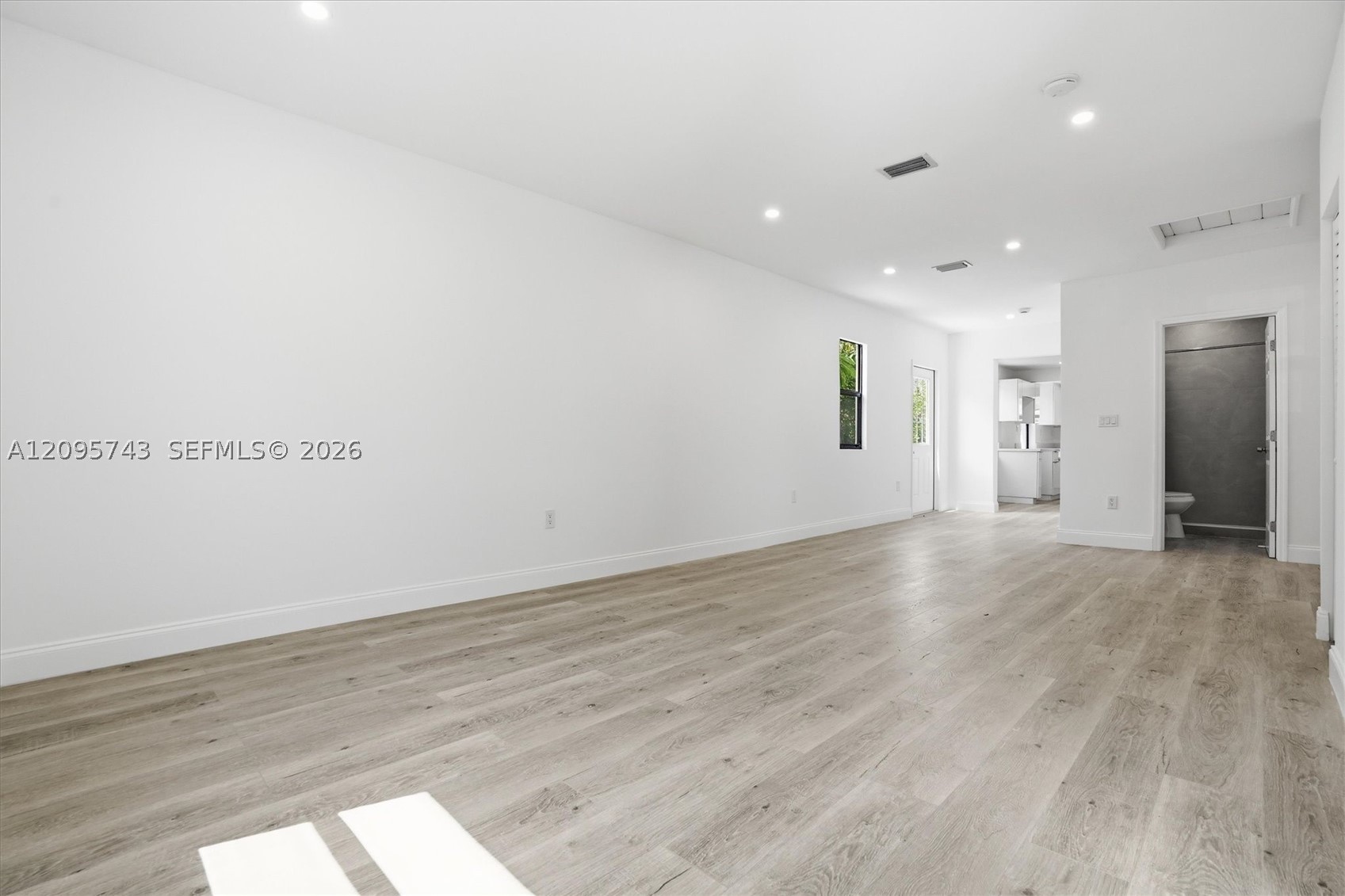 4237 SW 7th St, Miami FL 33134