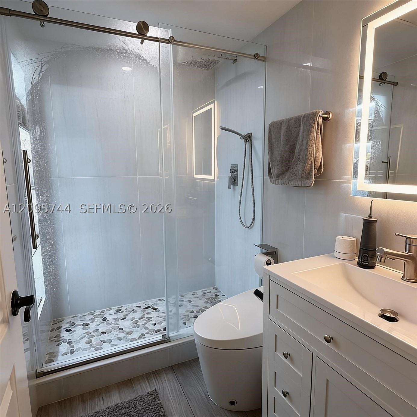8411 Forest Hills Dr #208, Coral Springs FL 33065