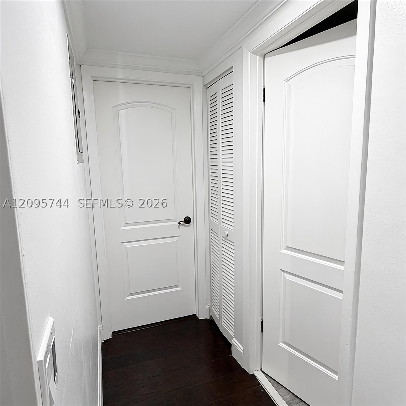8411 Forest Hills Dr #208, Coral Springs FL 33065