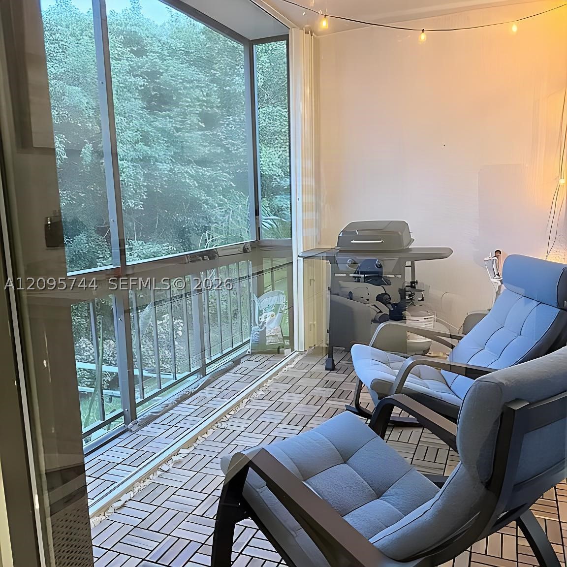 8411 Forest Hills Dr #208, Coral Springs FL 33065