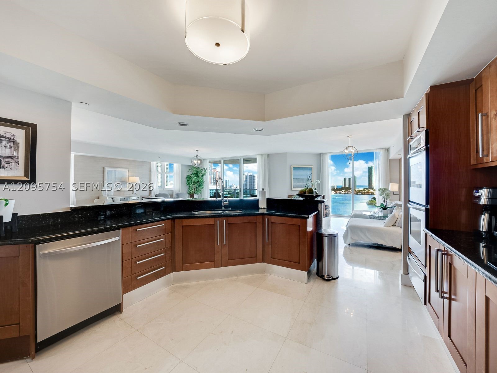 3301 NE 183rd St #1701, Aventura FL 33160