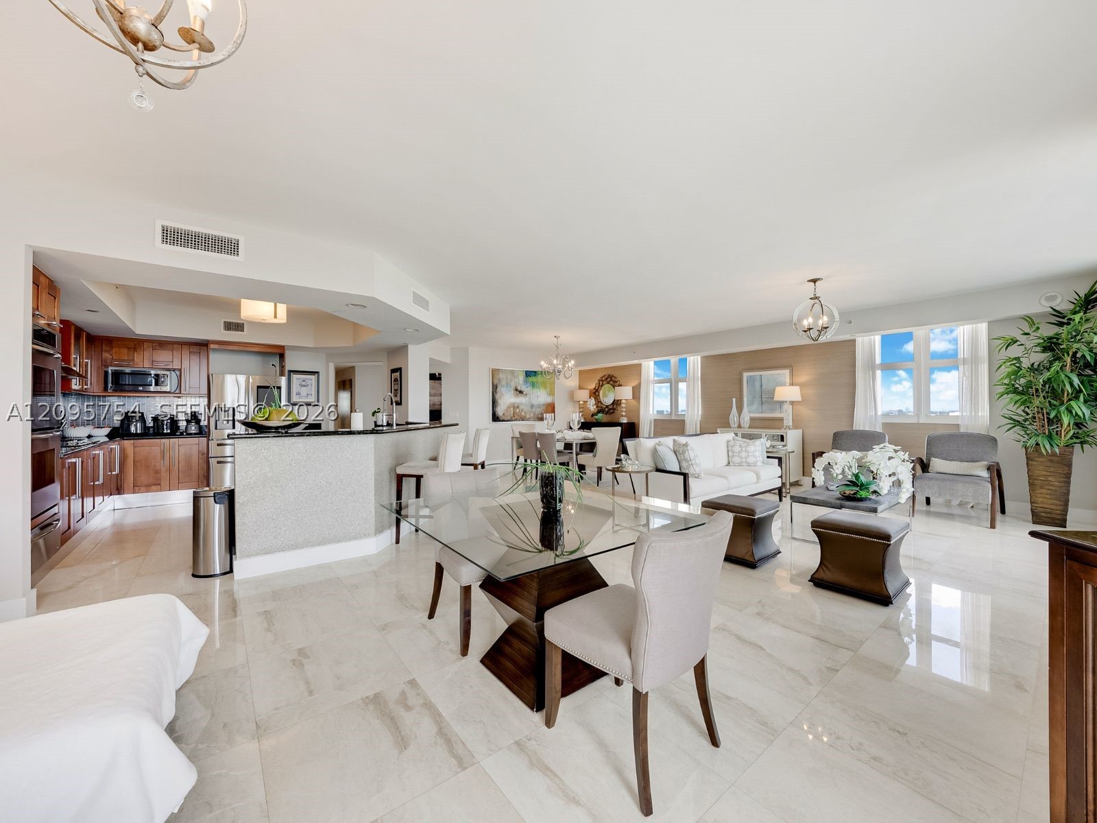 3301 NE 183rd St #1701, Aventura FL 33160