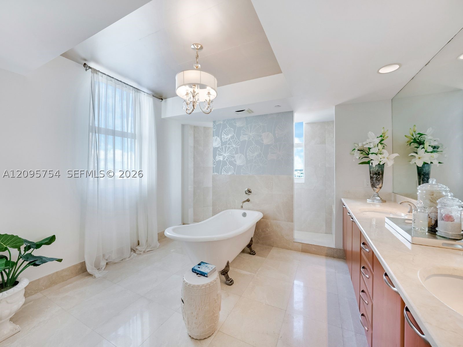 3301 NE 183rd St #1701, Aventura FL 33160