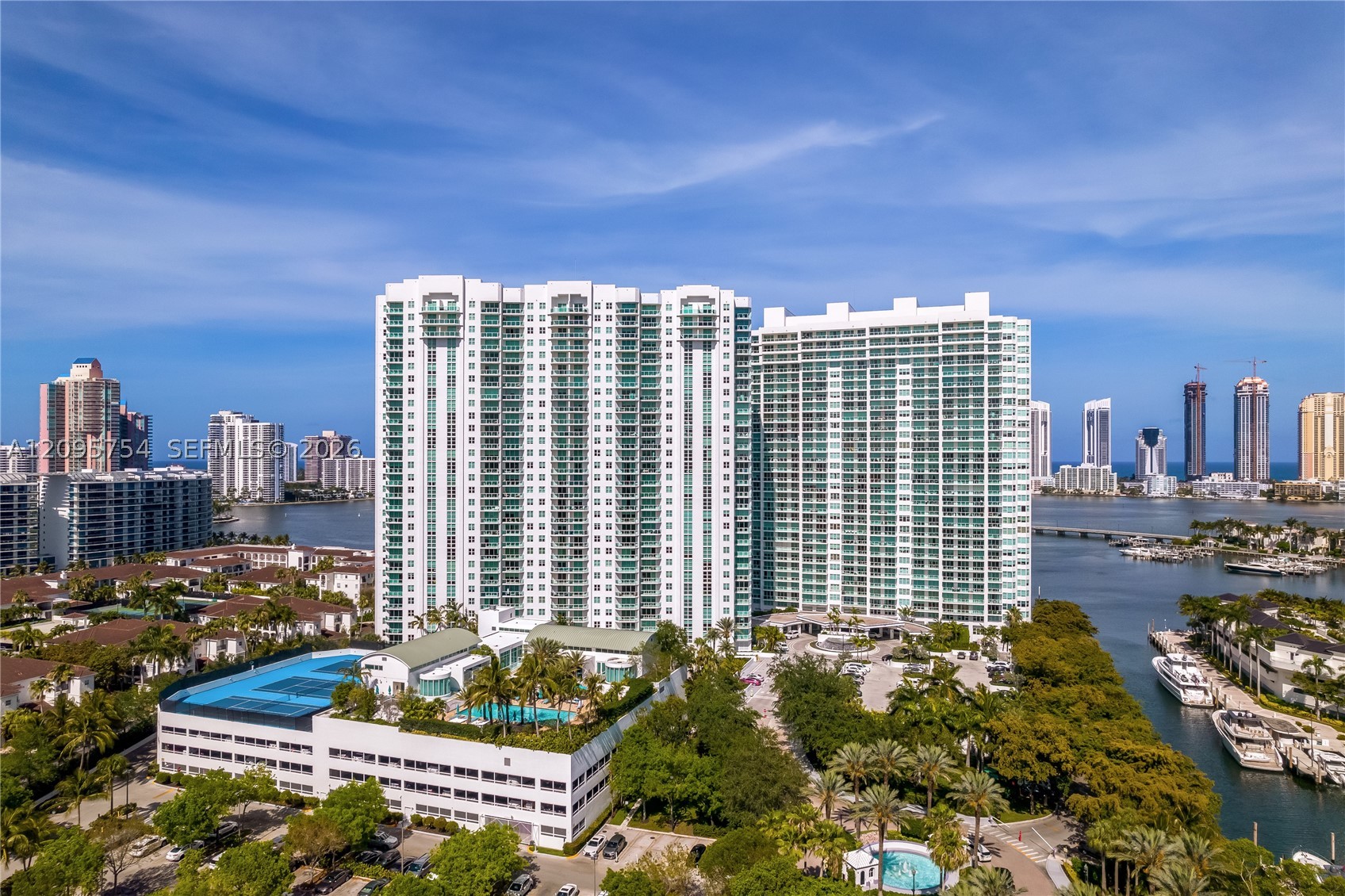 3301 NE 183rd St #1701, Aventura FL 33160