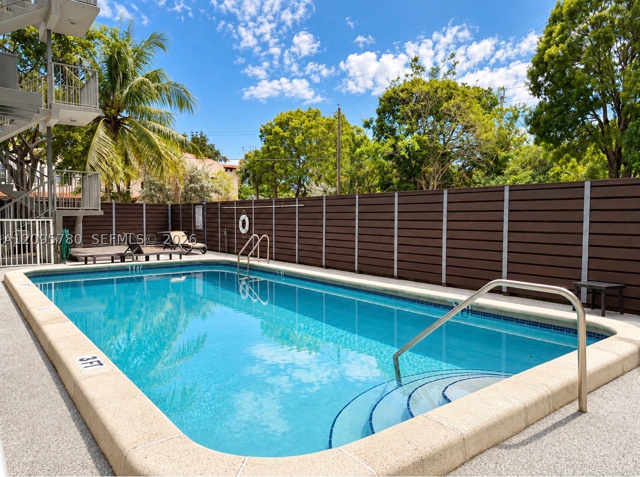 609 NE 13th Ave #203, Fort Lauderdale FL 33304
