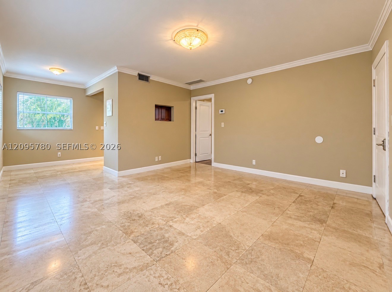 609 NE 13th Ave #203, Fort Lauderdale FL 33304