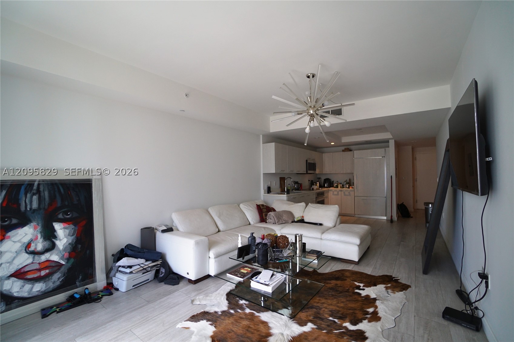 55 SW 9th St #1405, Miami FL 33130