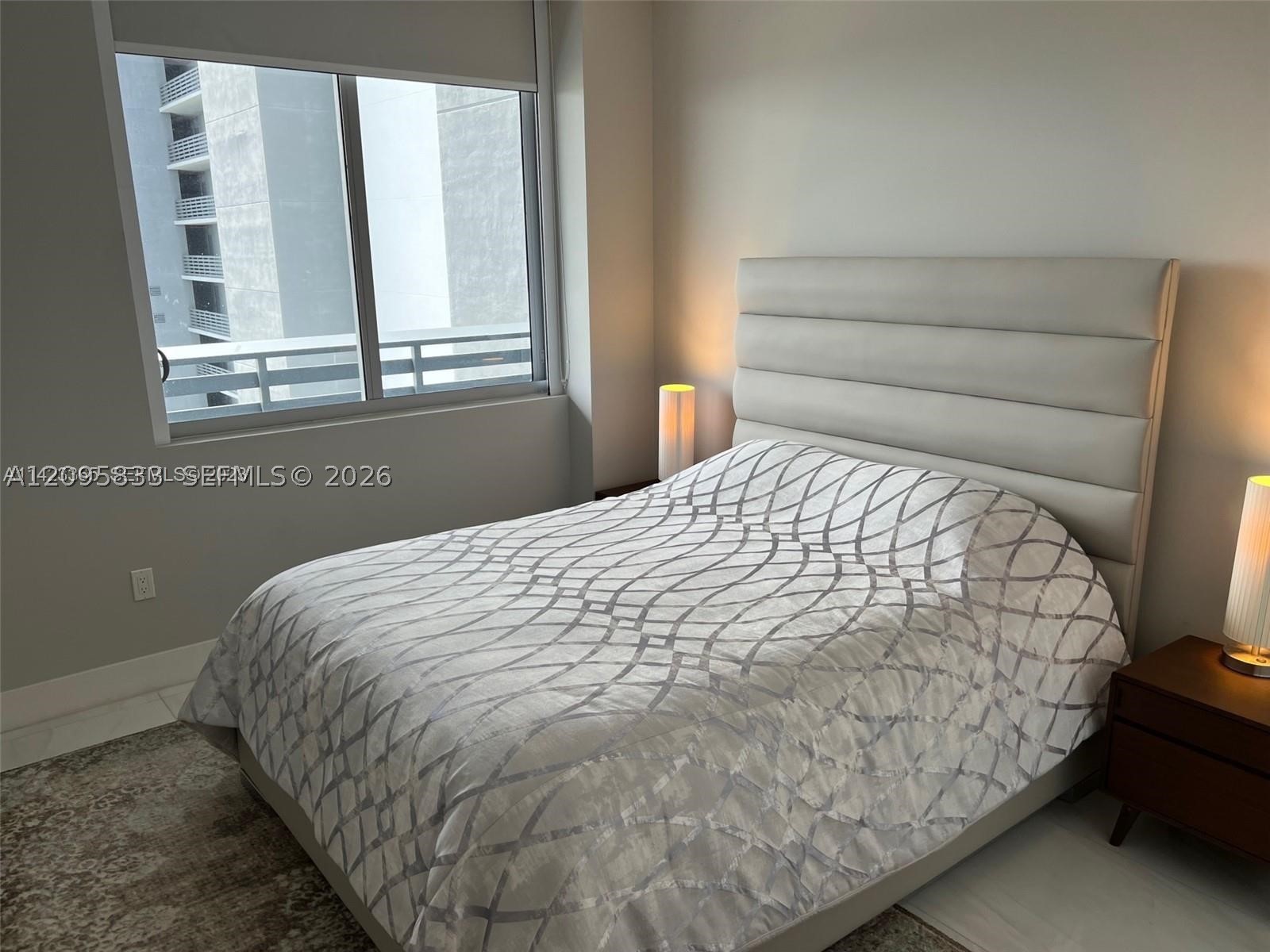 16385 Biscayne Blvd #2017, North Miami Beach FL 33160