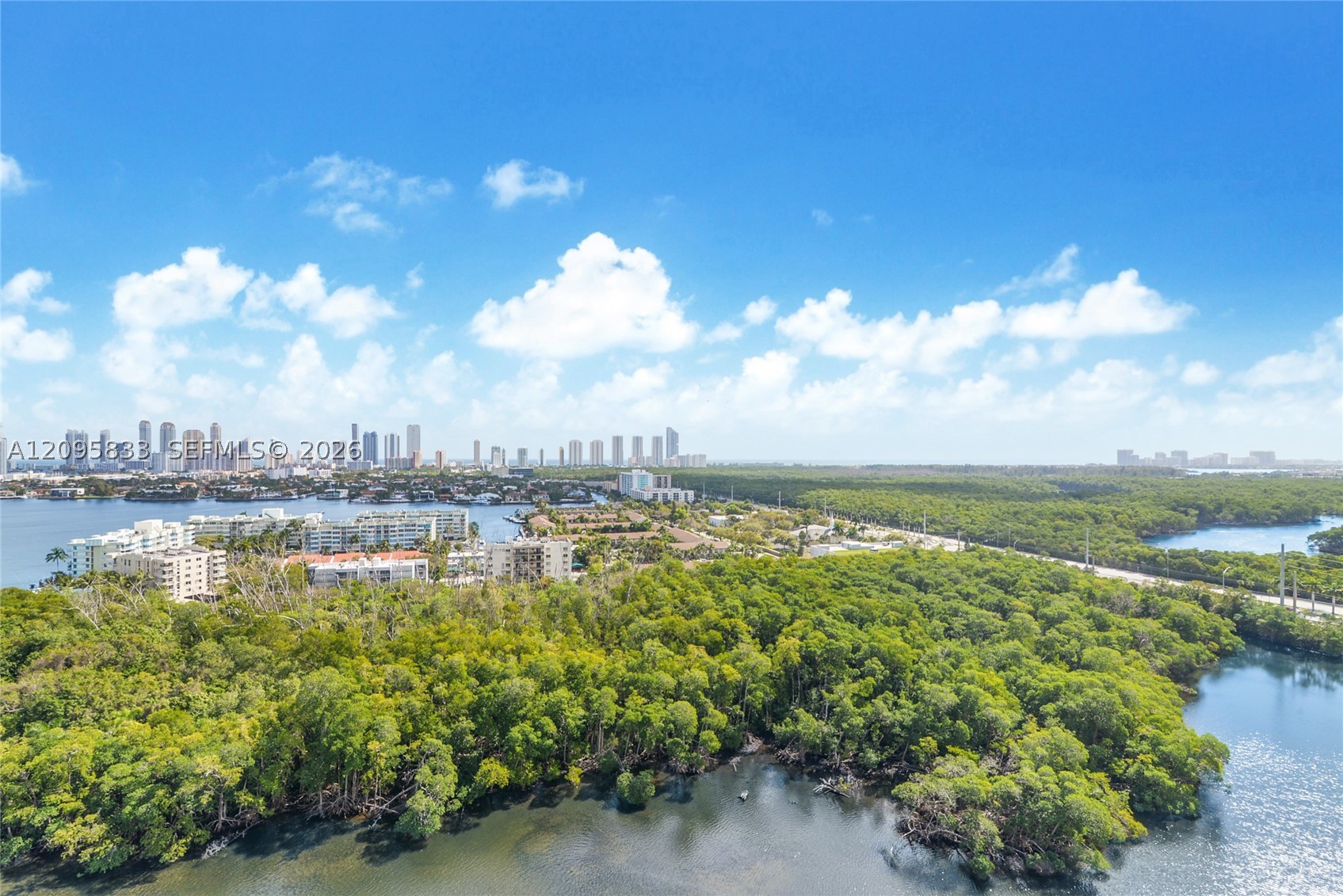 16385 Biscayne Blvd #2017, North Miami Beach FL 33160