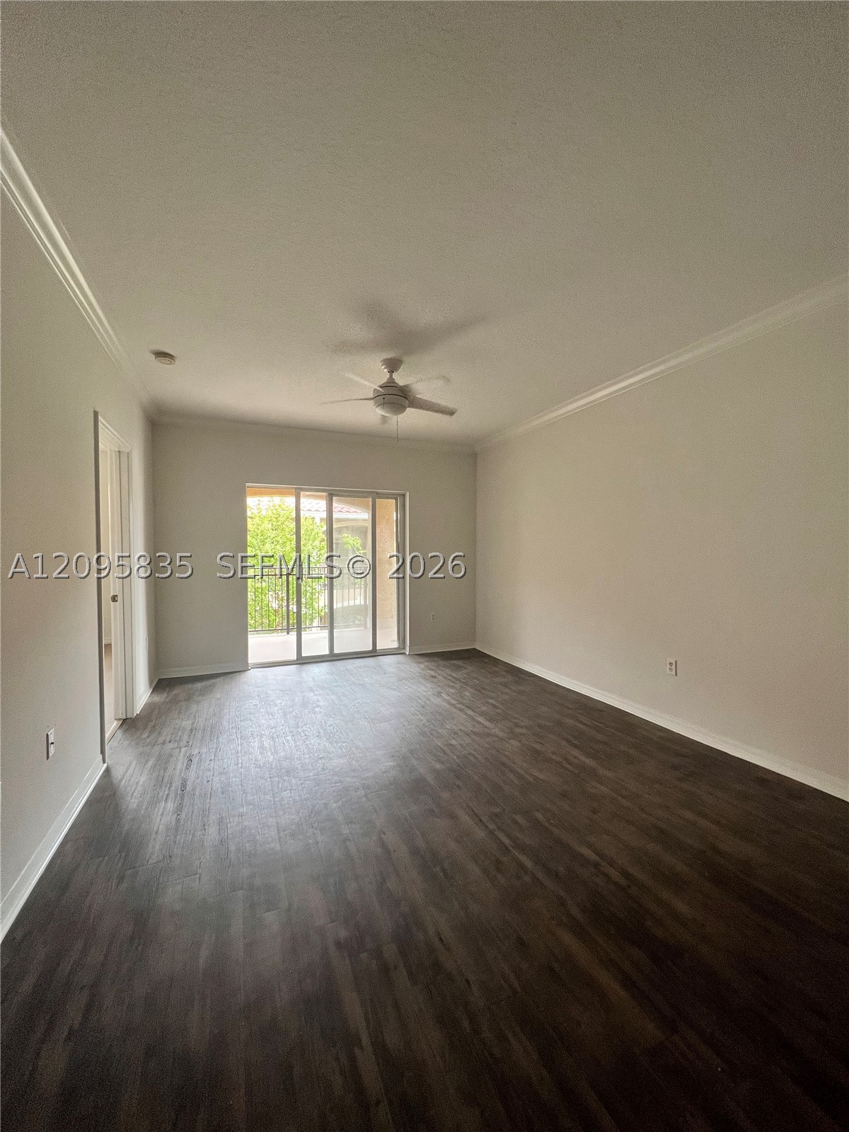 230 SW 117th Ter #11207, Pembroke Pines FL 33025