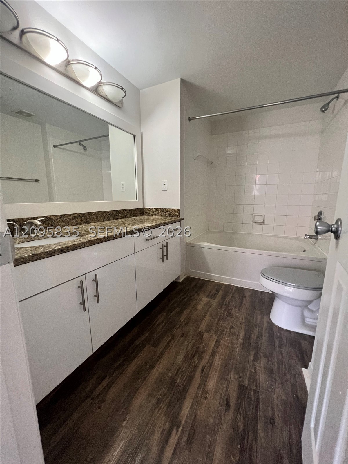 230 SW 117th Ter #11207, Pembroke Pines FL 33025