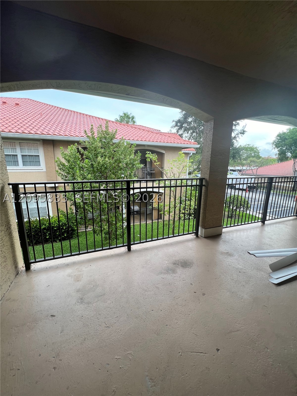 230 SW 117th Ter #11207, Pembroke Pines FL 33025