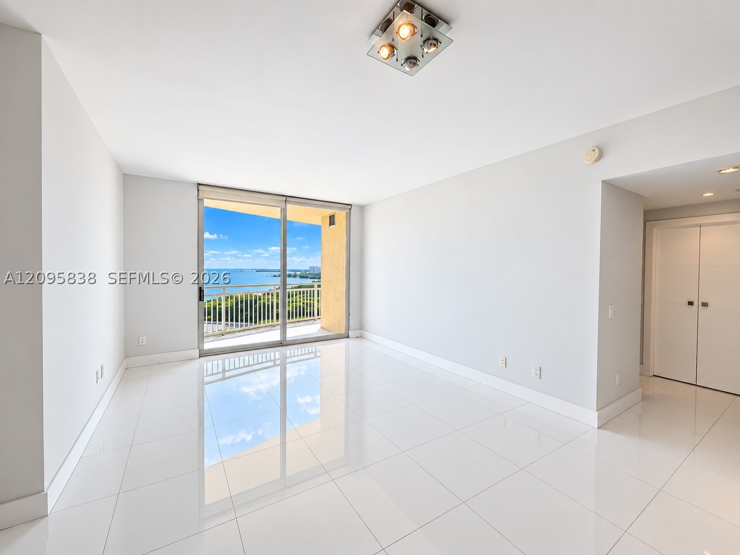 2475 Brickell Ave #1208, Miami FL 33129