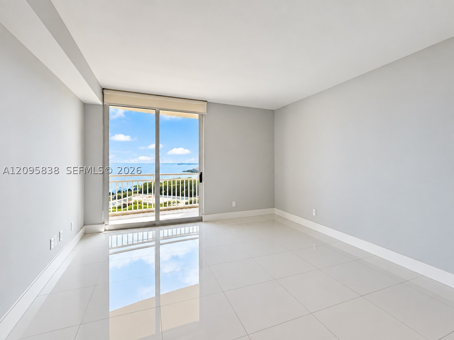 2475 Brickell Ave #1208, Miami FL 33129