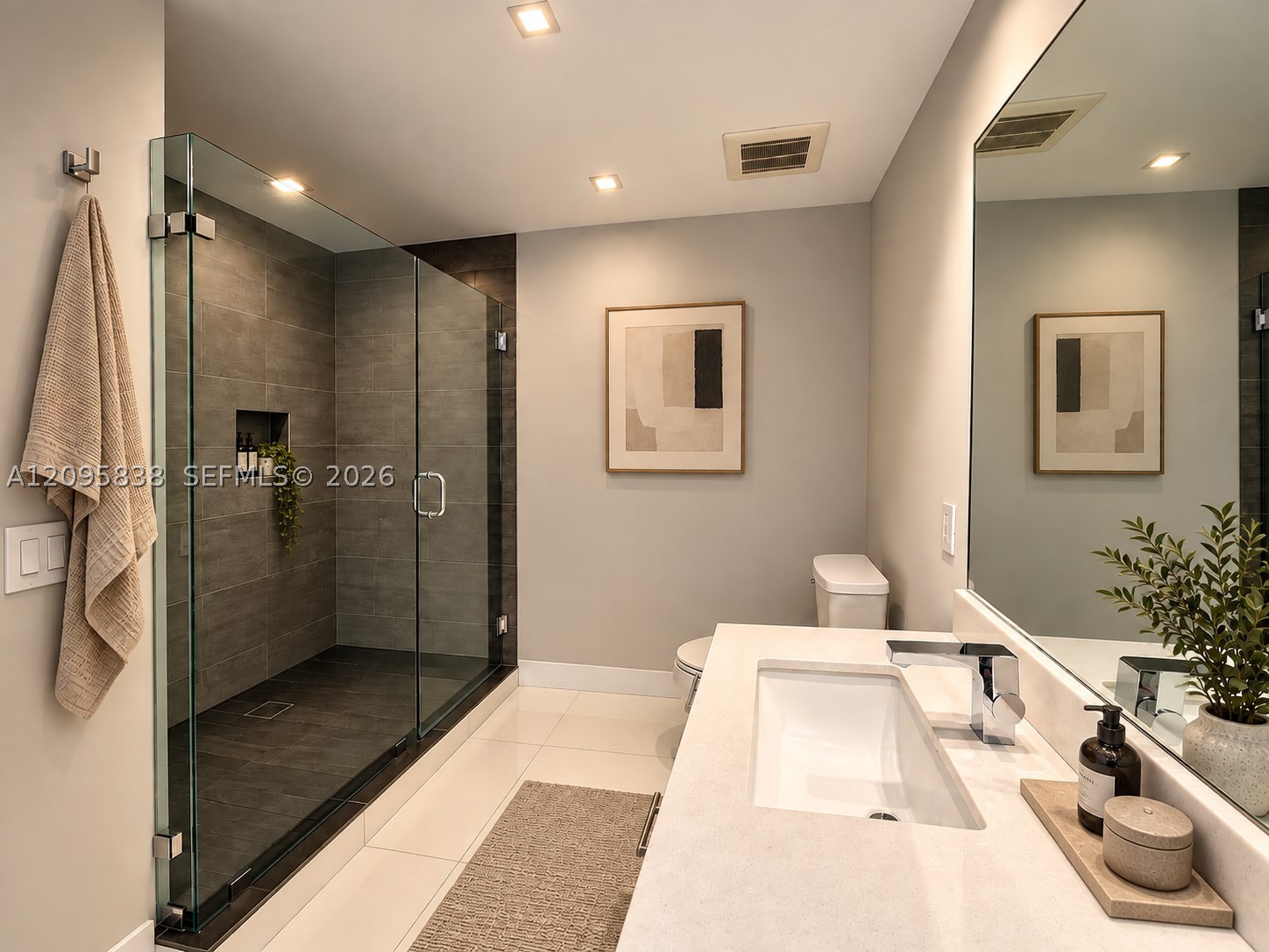 2475 Brickell Ave #1208, Miami FL 33129