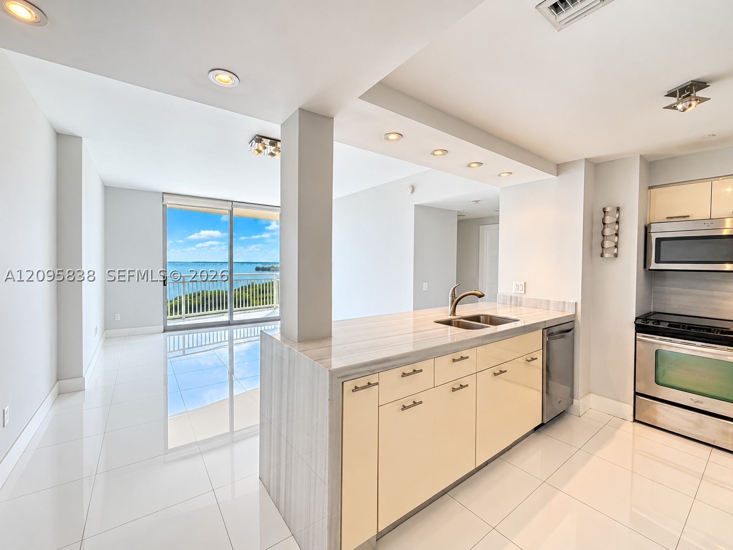 2475 Brickell Ave #1208, Miami FL 33129