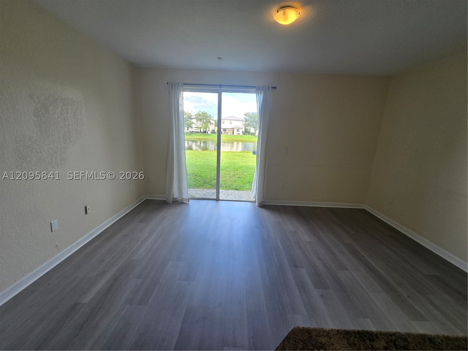 2853 SE 1st Dr #6, Homestead FL 33033