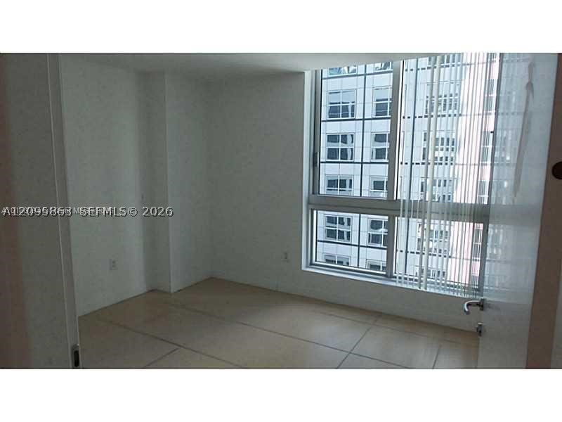 300 S Biscayne Blvd #Loft 1034, Miami FL 33131