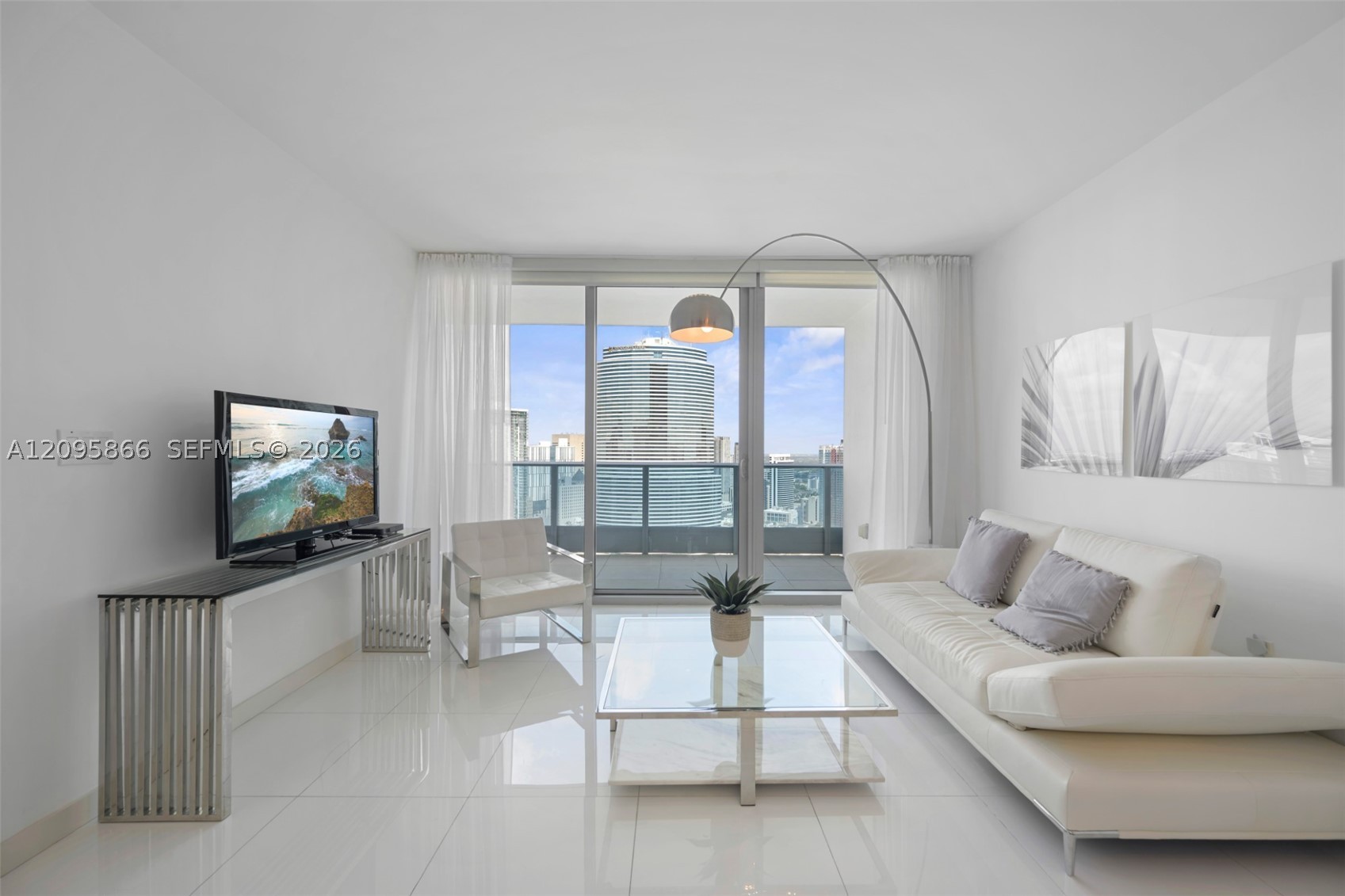 200 Biscayne Boulevard Way #4314, Miami FL 33131