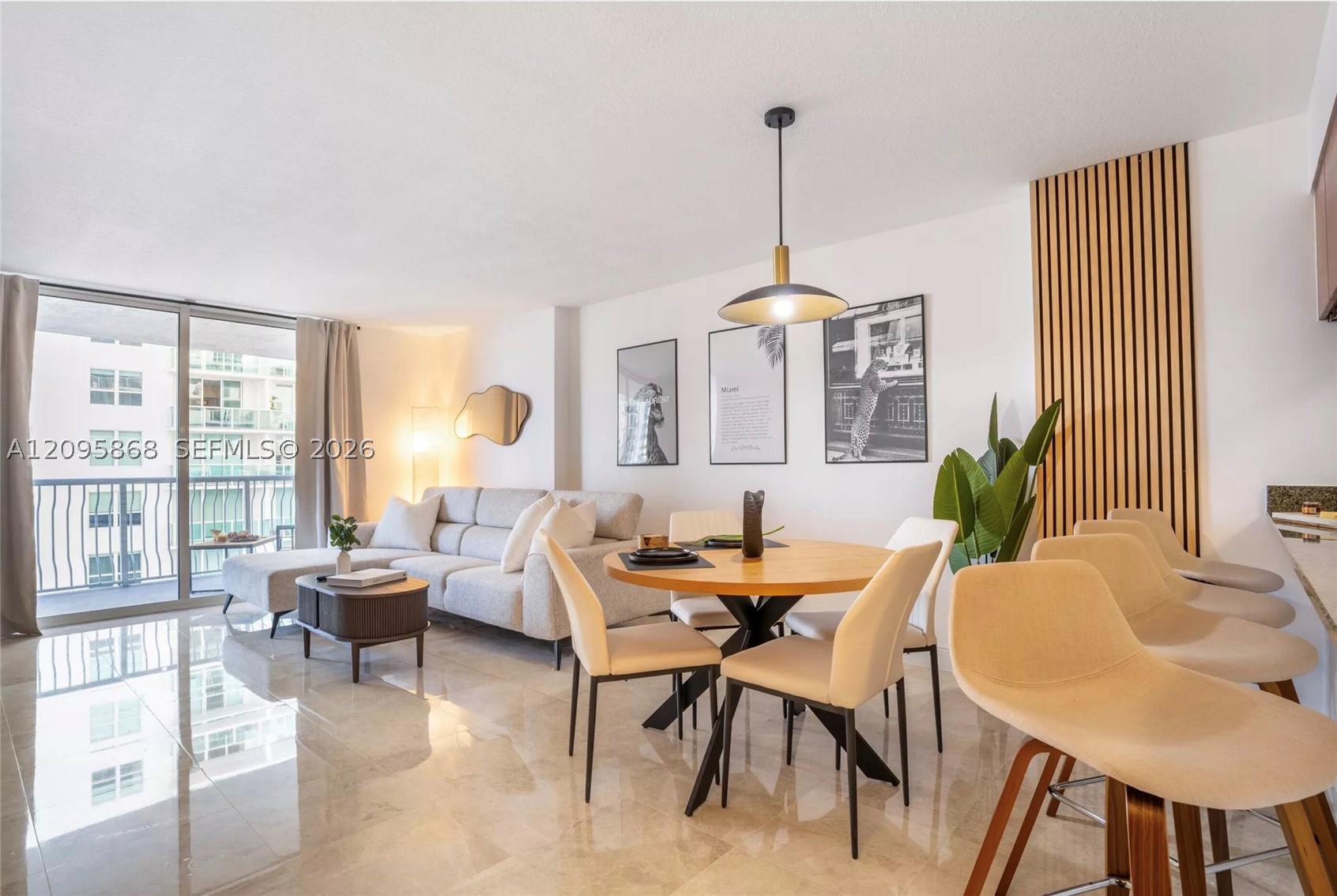 1200 Brickell Bay Dr #1805, Miami FL 33131