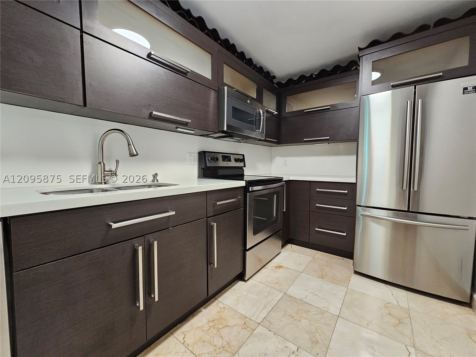 200 SE 15th Rd #17K, Miami FL 33129