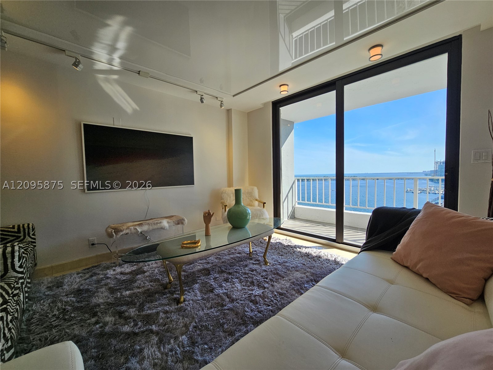 200 SE 15th Rd #17K, Miami FL 33129