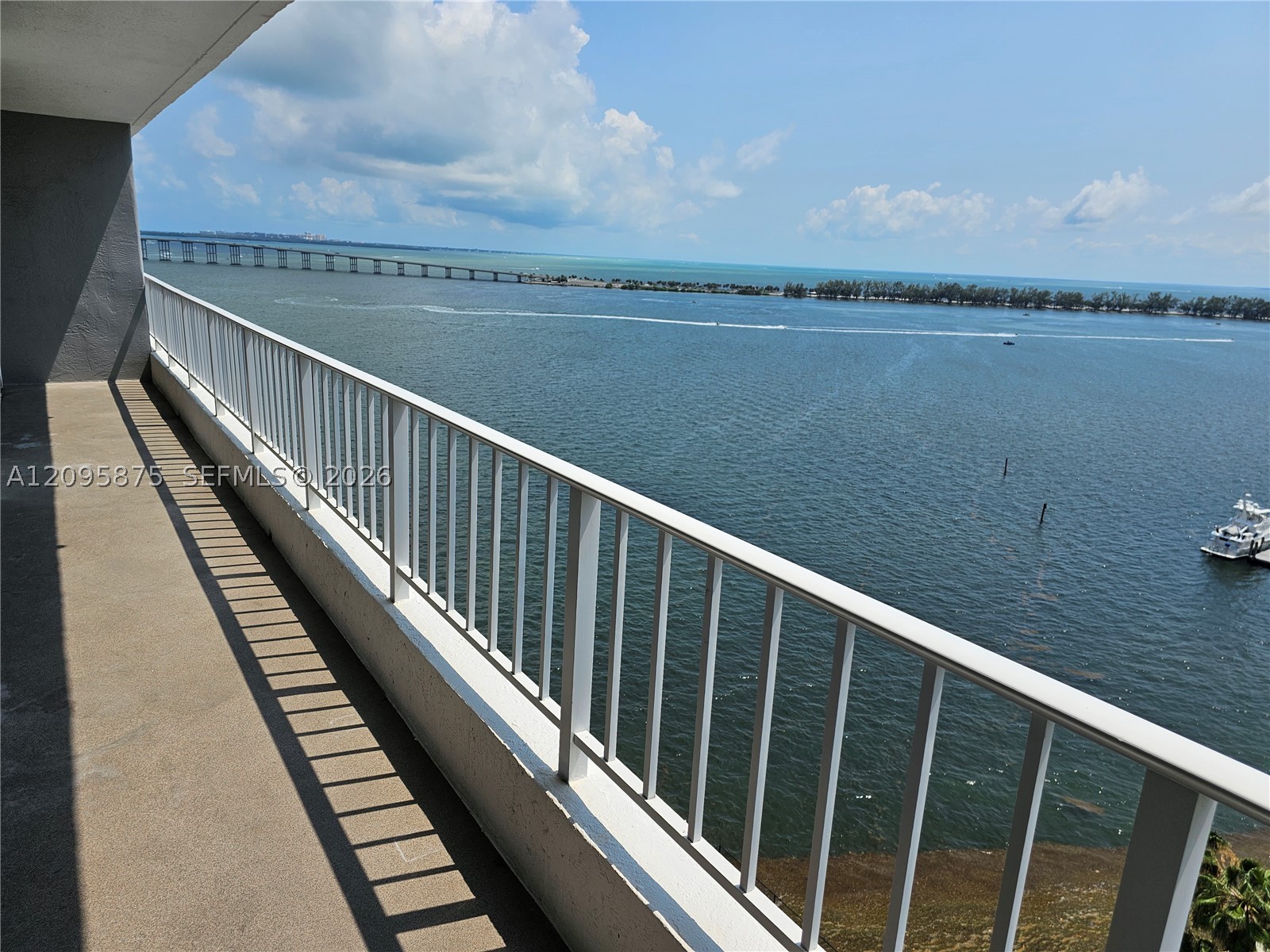 200 SE 15th Rd #17K, Miami FL 33129