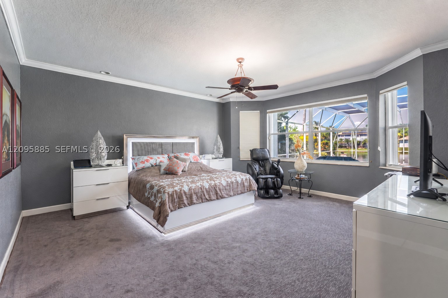 13787 NW 19th Ct, Pembroke Pines FL 33028