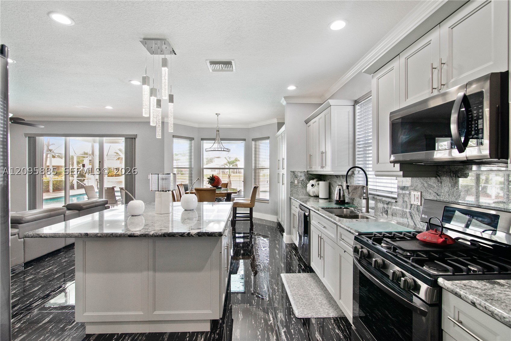 13787 NW 19th Ct, Pembroke Pines FL 33028