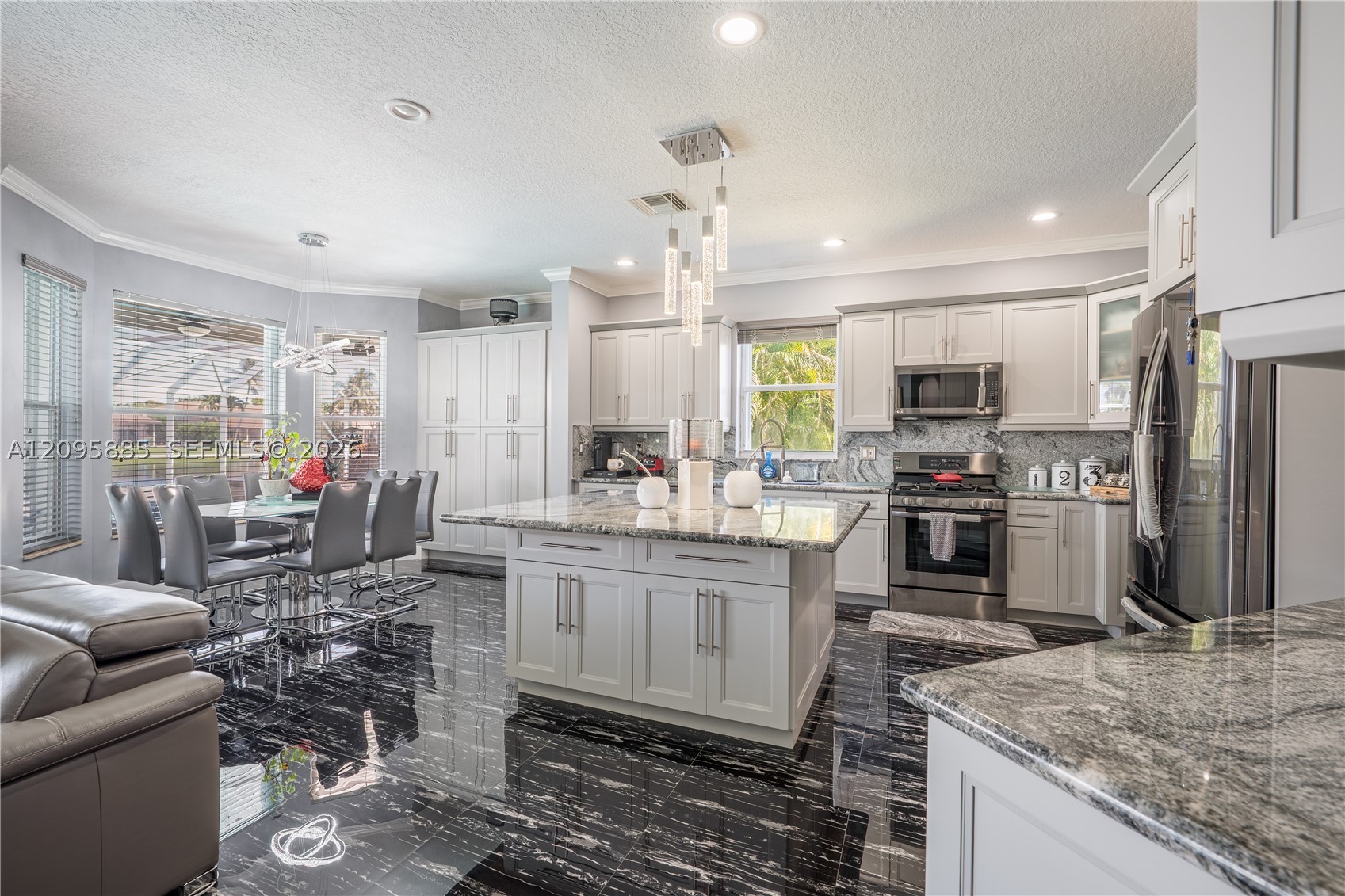 13787 NW 19th Ct, Pembroke Pines FL 33028