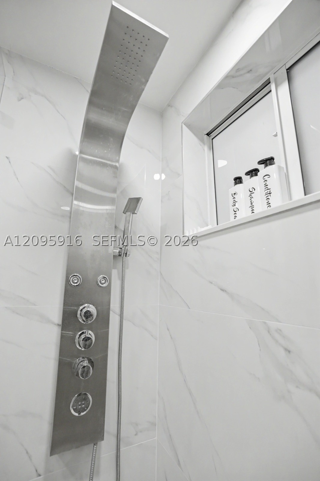 331 W 40th Pl, Hialeah FL 33012