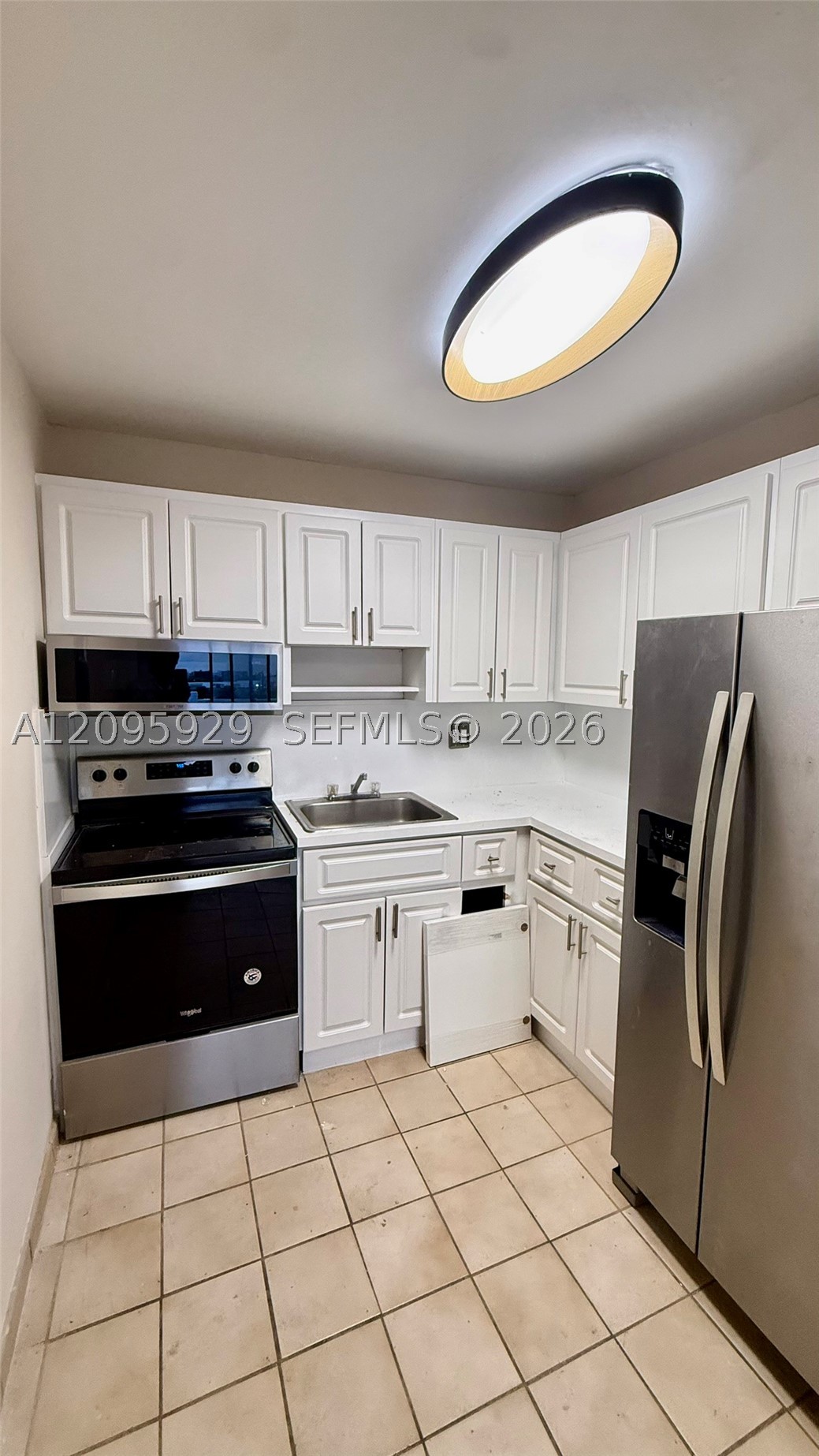 3640 NW 9th St #405, Miami FL 33125