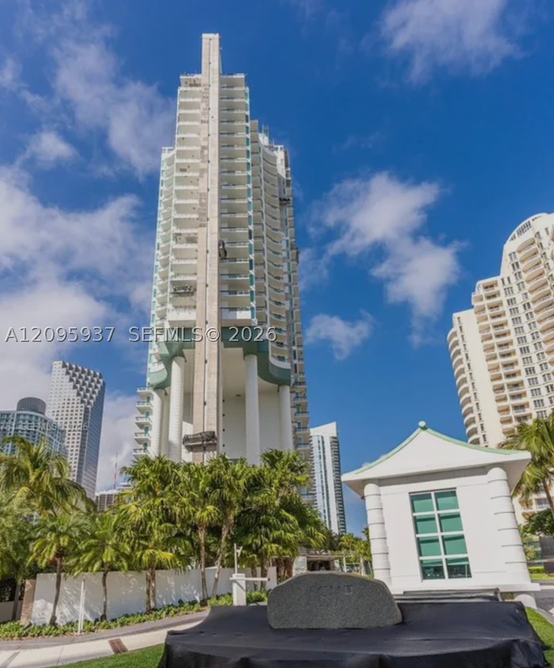 900 Brickell Key Blvd #1901, Miami FL 33131