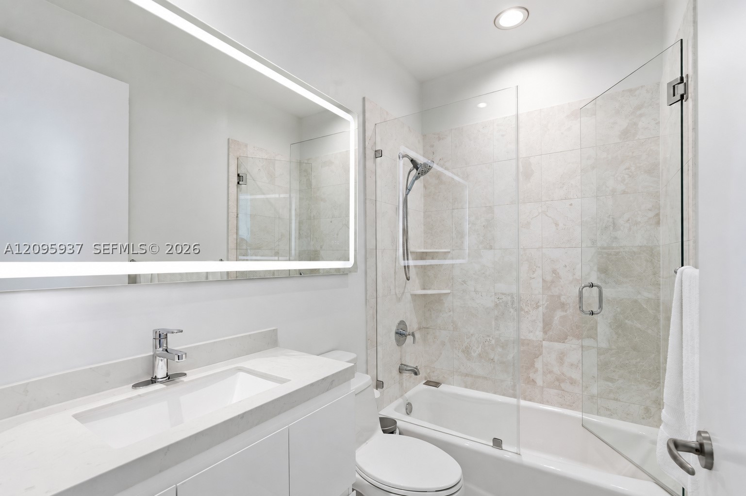 900 Brickell Key Blvd #1901, Miami FL 33131