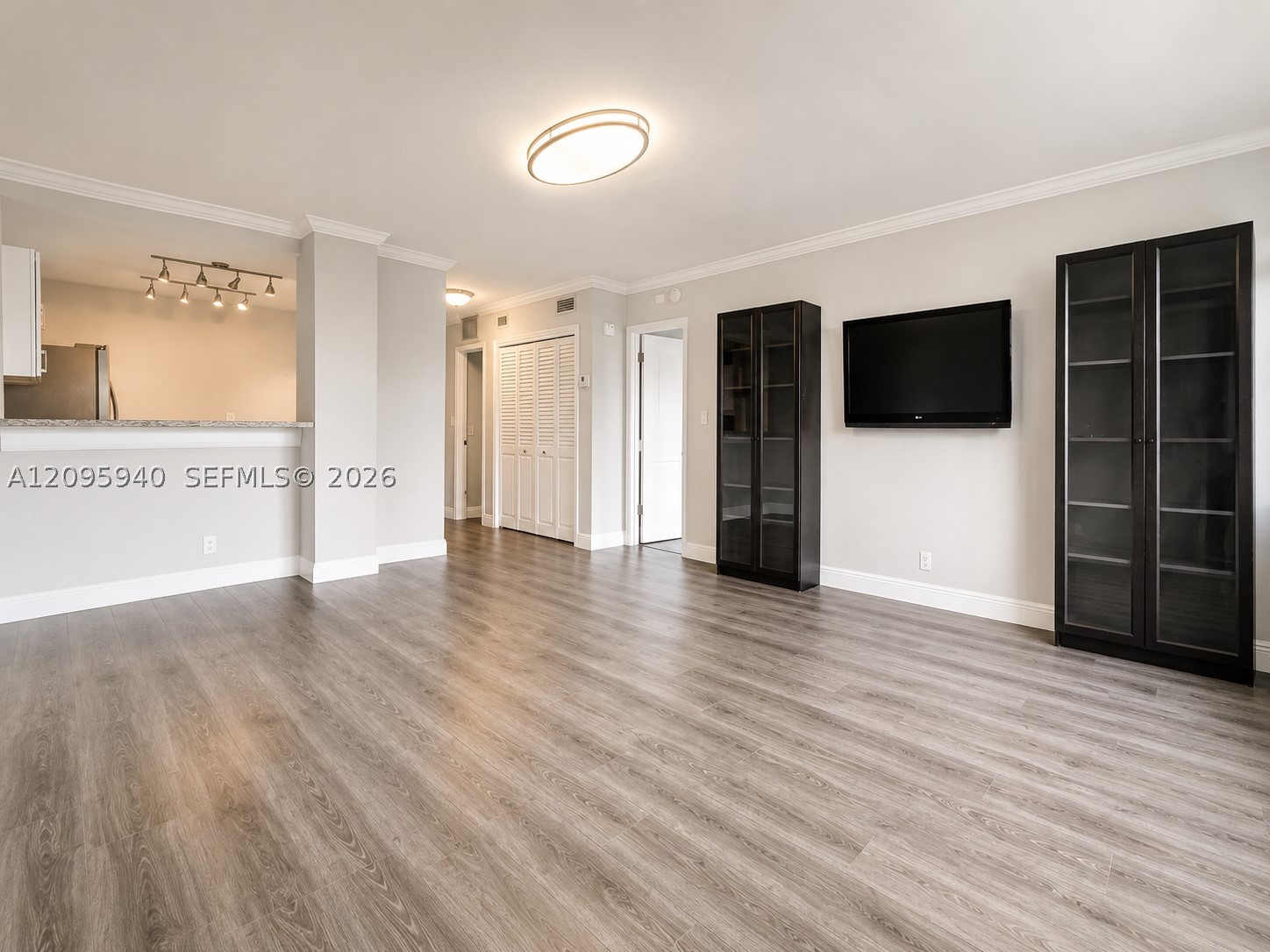 1881 Middle River Dr #604, Fort Lauderdale FL 33305
