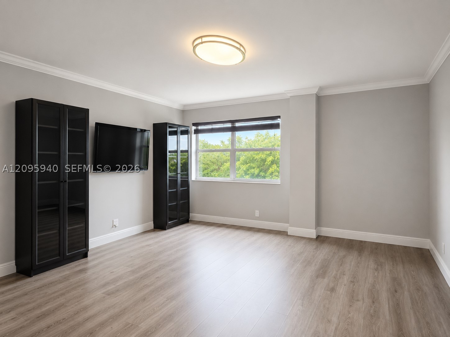 1881 Middle River Dr #604, Fort Lauderdale FL 33305