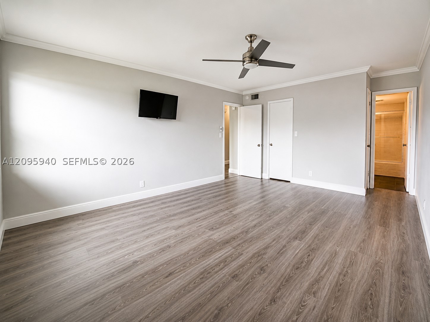 1881 Middle River Dr #604, Fort Lauderdale FL 33305