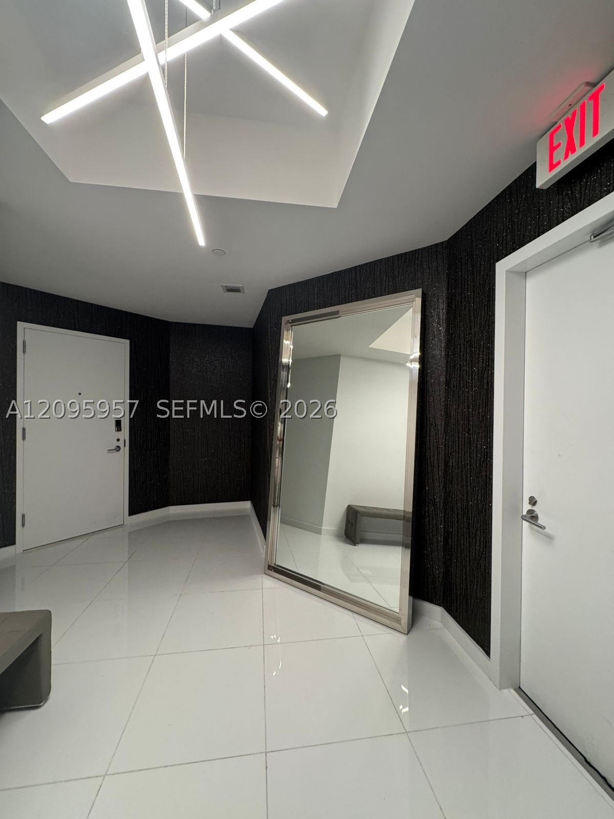 851 NE 1st Ave #1404, Miami FL 33132