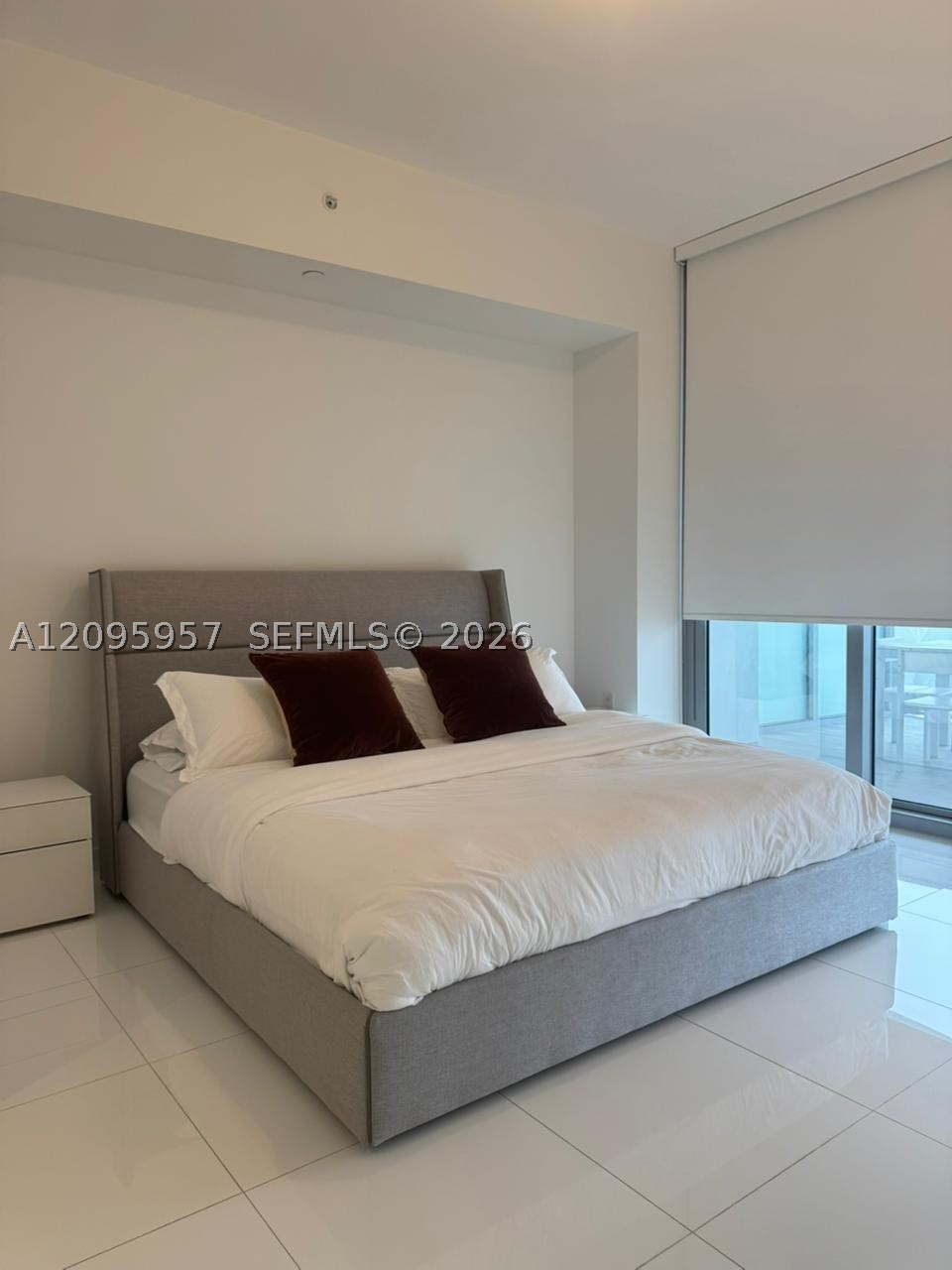 851 NE 1st Ave #1404, Miami FL 33132