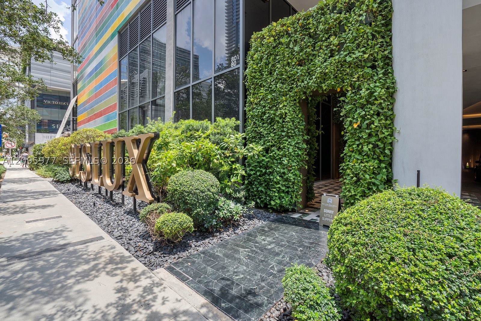 801 S Miami Ave #2402, Miami FL 33130