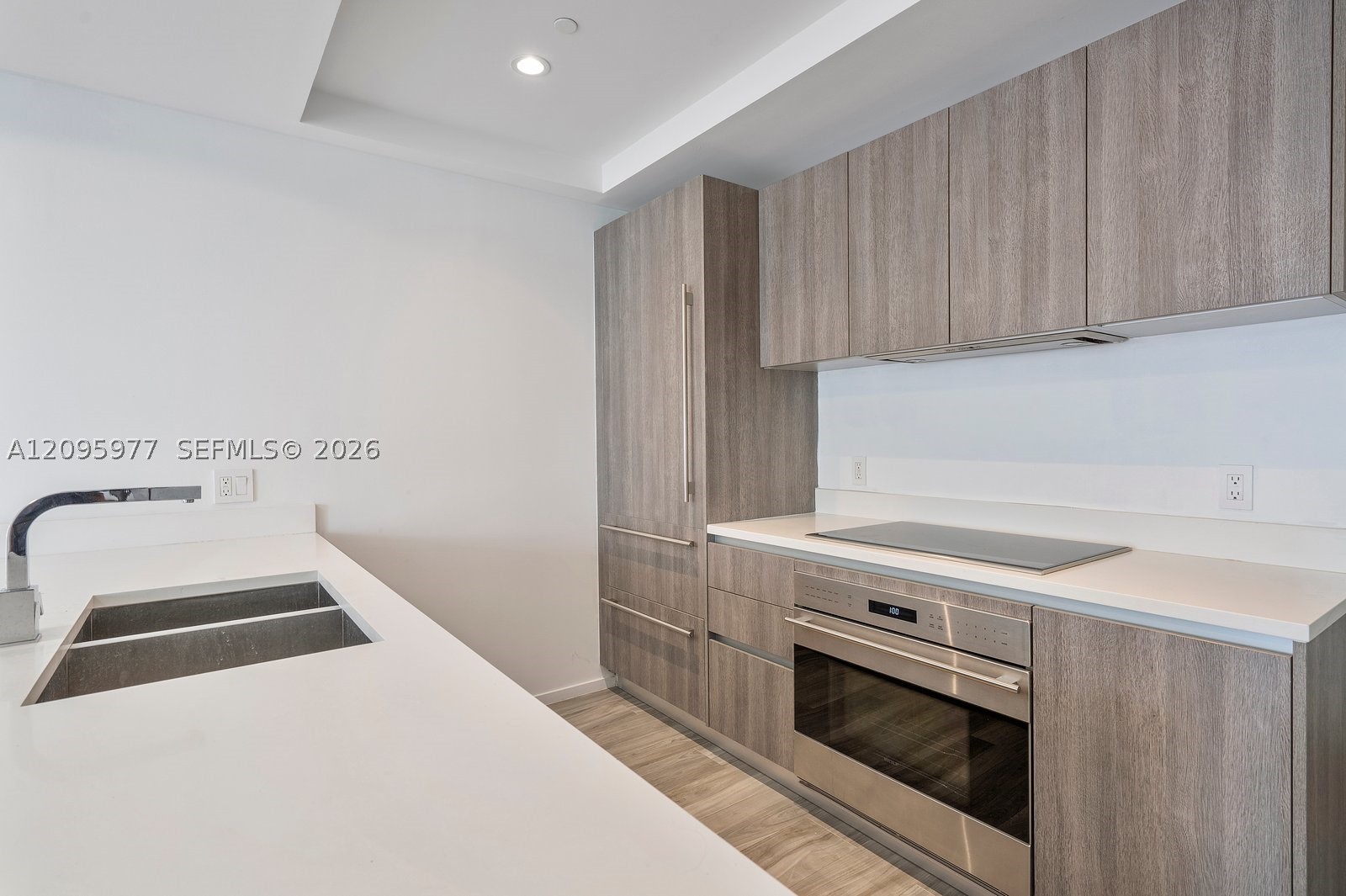 801 S Miami Ave #2402, Miami FL 33130