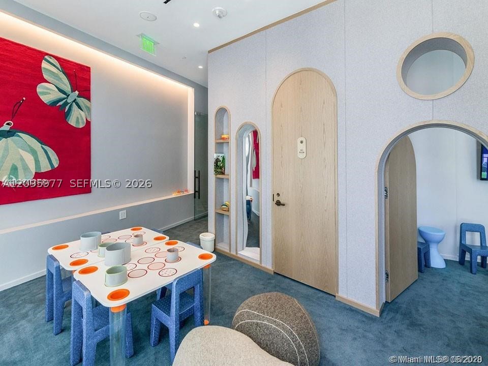 801 S Miami Ave #2402, Miami FL 33130