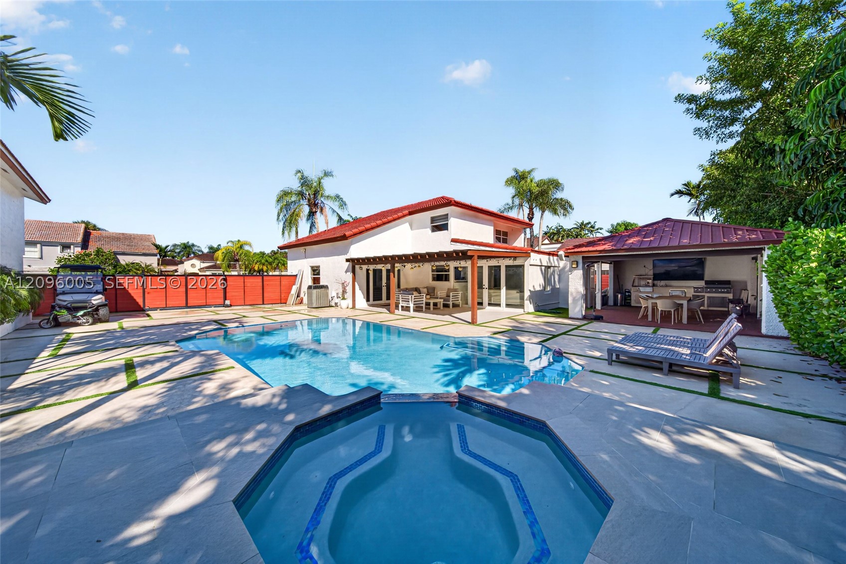 6705 SW 103rd Ct, Miami FL 33173